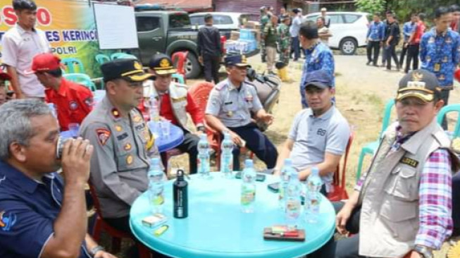 Ketua DPRD Kota Sungai Penuh Pantau Proses Evakuasi Kapolda Jambi